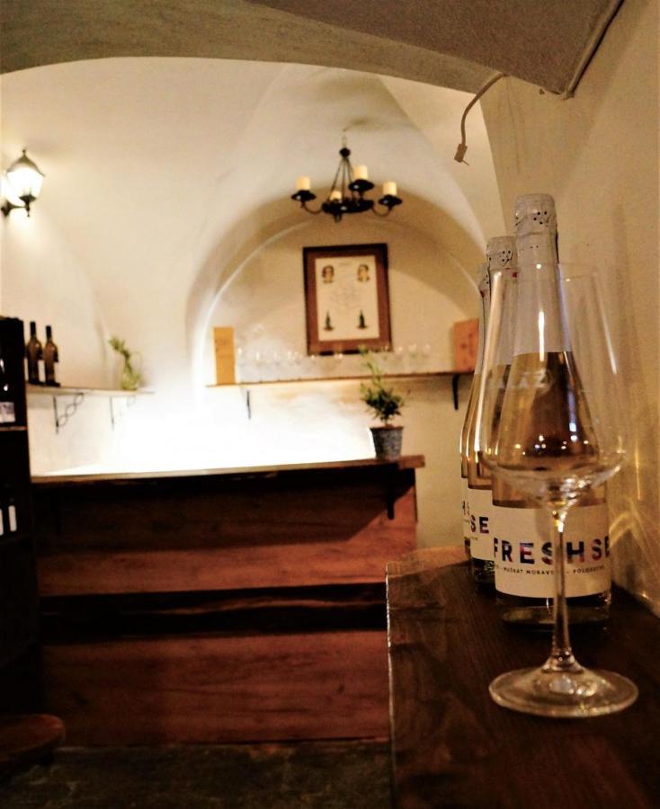 Olivea Penzion & Wine ميكولوف المظهر الخارجي الصورة